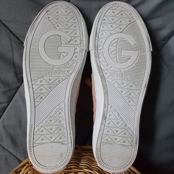 Women's G By Guess Quilted Dusty Rose Faux Leather Lace Up Sneakers Pink & White - Picture 14 of 16